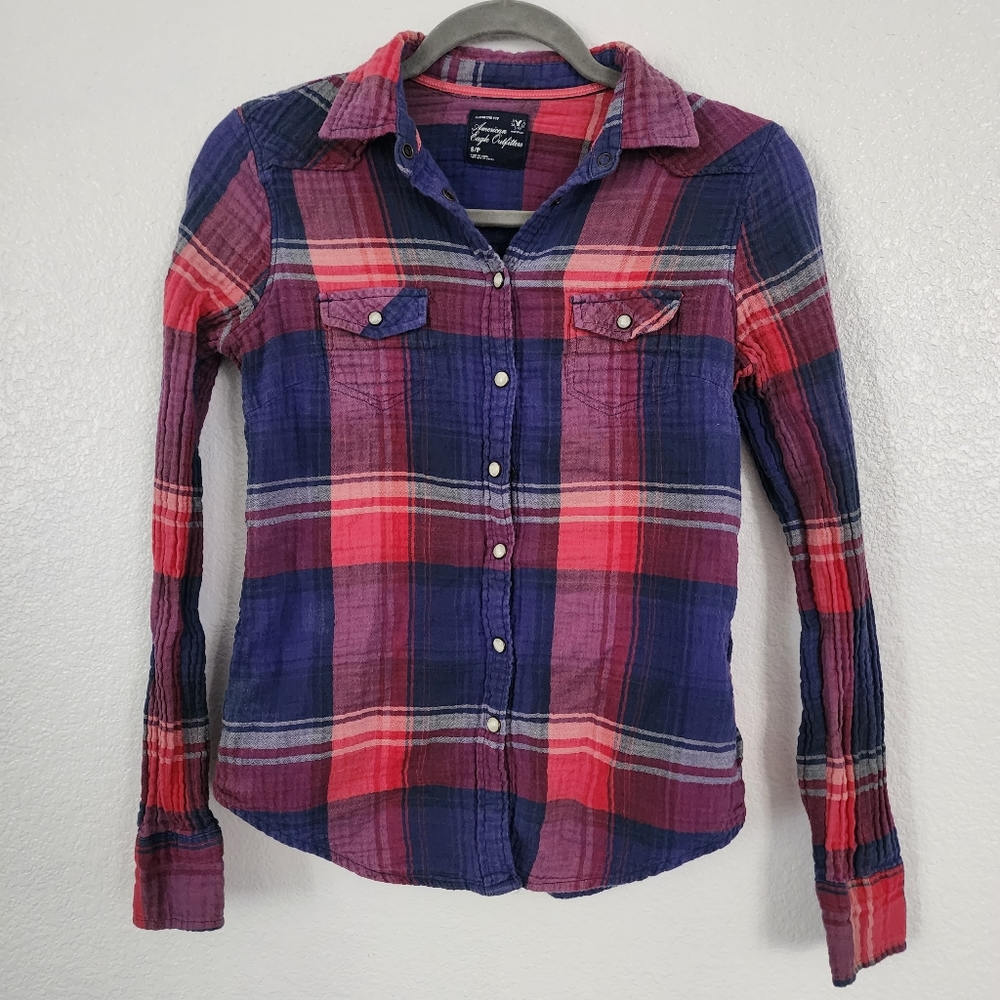 AE Outfitters navy blue and red plaid top size S